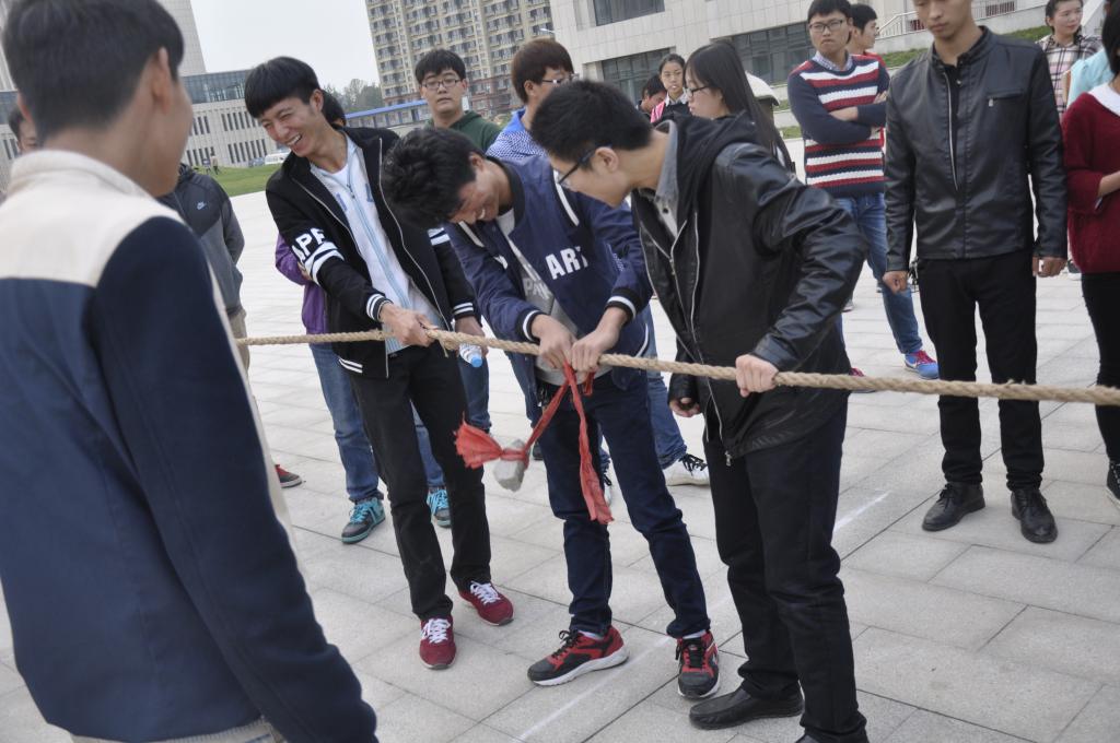 裁判认真人工作