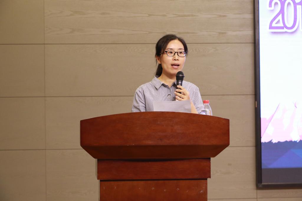 教师代表发言